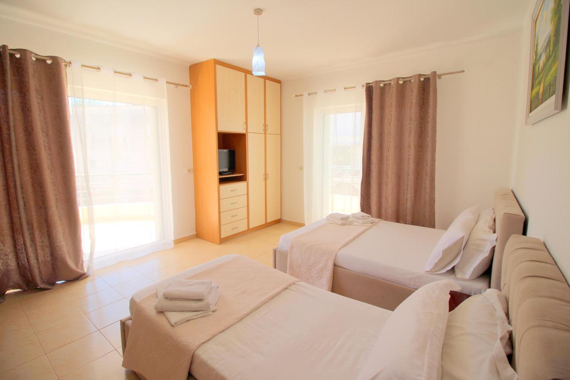 Afrimi Relax Apartments ساراندا المظهر الخارجي الصورة