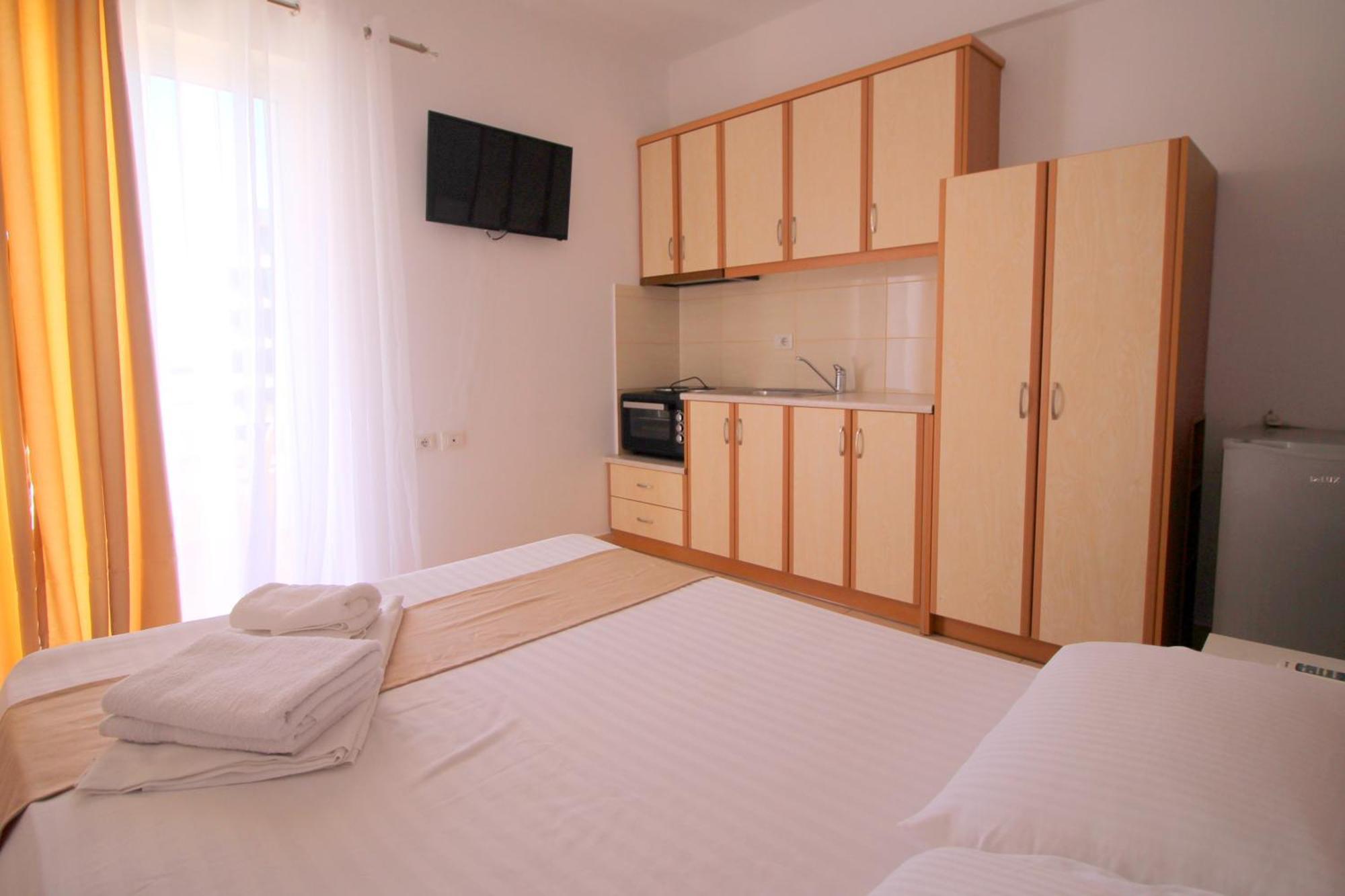 Afrimi Relax Apartments ساراندا المظهر الخارجي الصورة