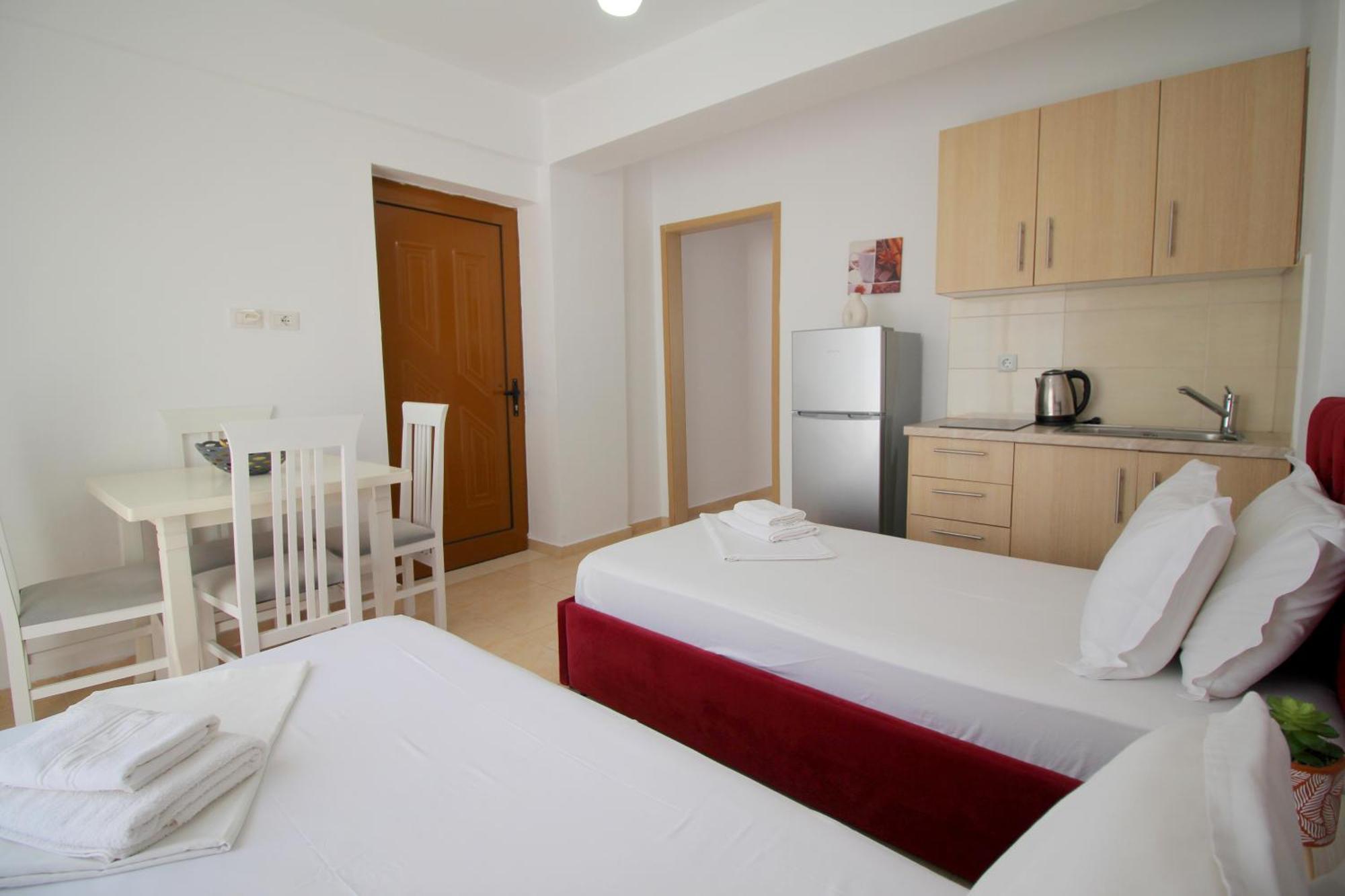 Afrimi Relax Apartments ساراندا المظهر الخارجي الصورة